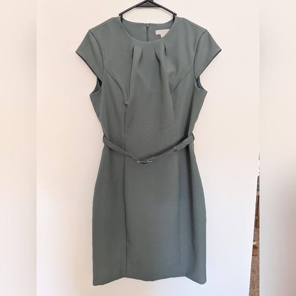 H&M Dresses & Skirts - H&M Women's Dress in Sage
